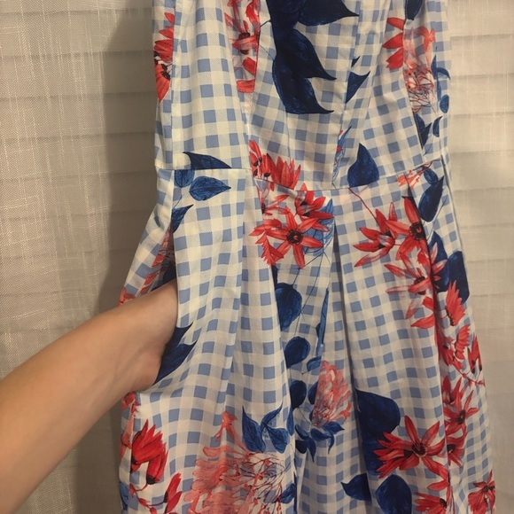 Draper James Garden Party Floral Sweetheart Dress - Picture 4 of 7